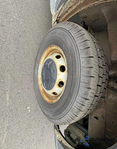 2015 Ford Transit T-250 z USA, uszkodzony, nr VIN 1FTNR2CM3FKA00707